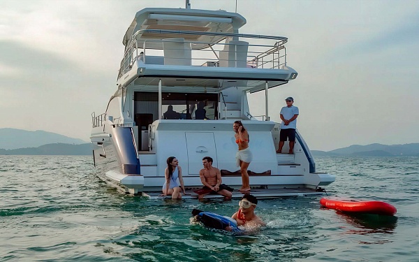 Аренда яхты Azimut 60 Mare на Пхукете